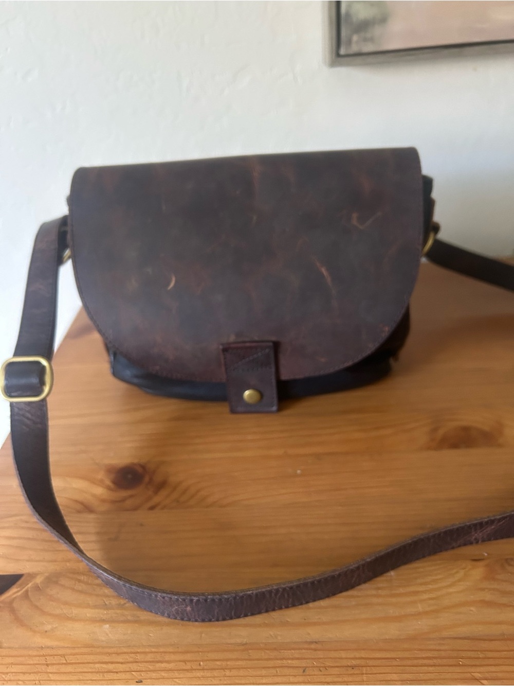 Osgoode Marley Classic Brown Leather Crossbody Bag with Adjustable Strap